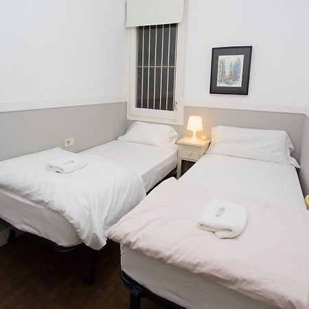 Letsgo Camp Nou Apartment Barcelona Exterior foto